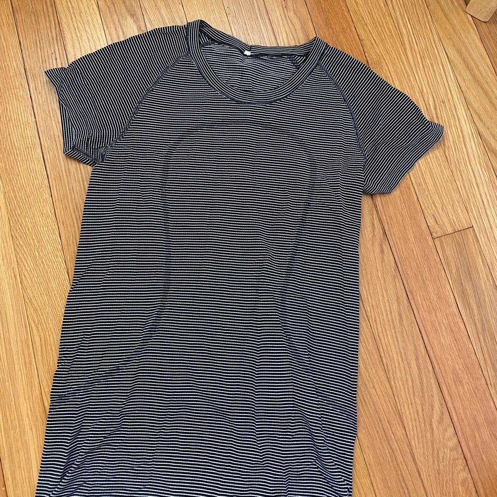 Lululemon swiftly tech